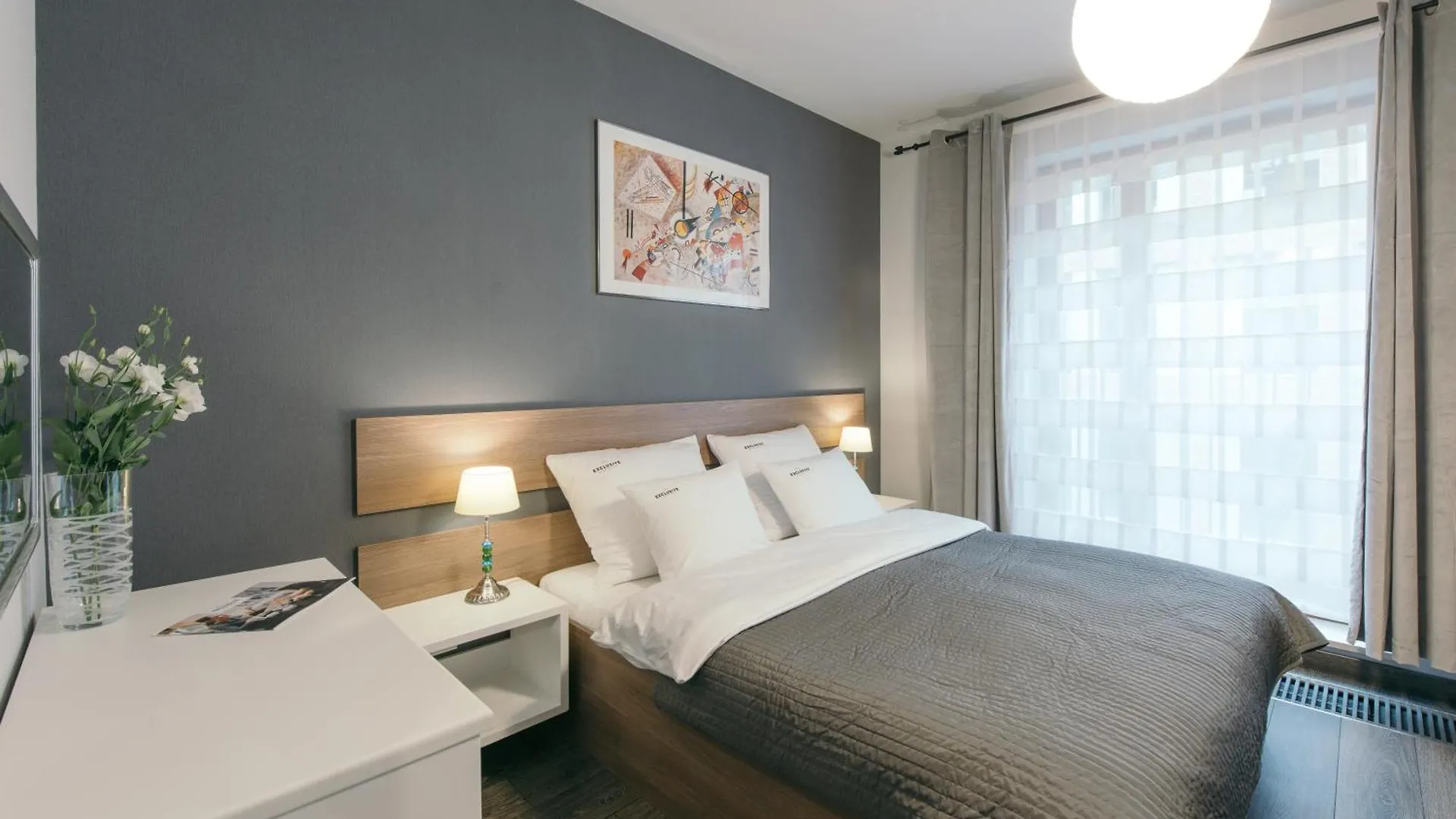 Browar Lubicz Apartment | Balcony | Elevator | Free Garage Cracovia
