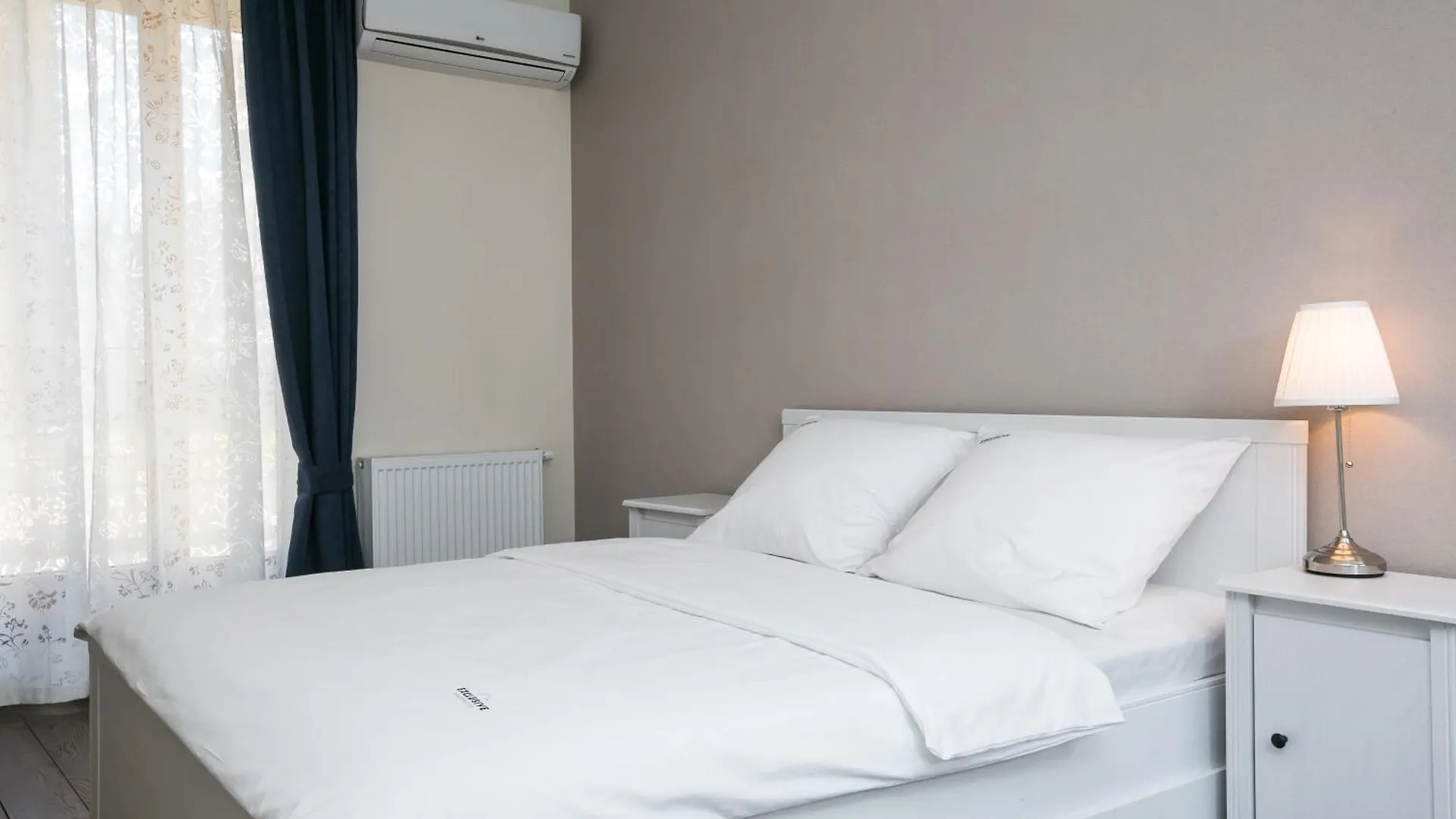 Browar Lubicz Apartment | Balcony | Elevator | Free Garage Cracovia