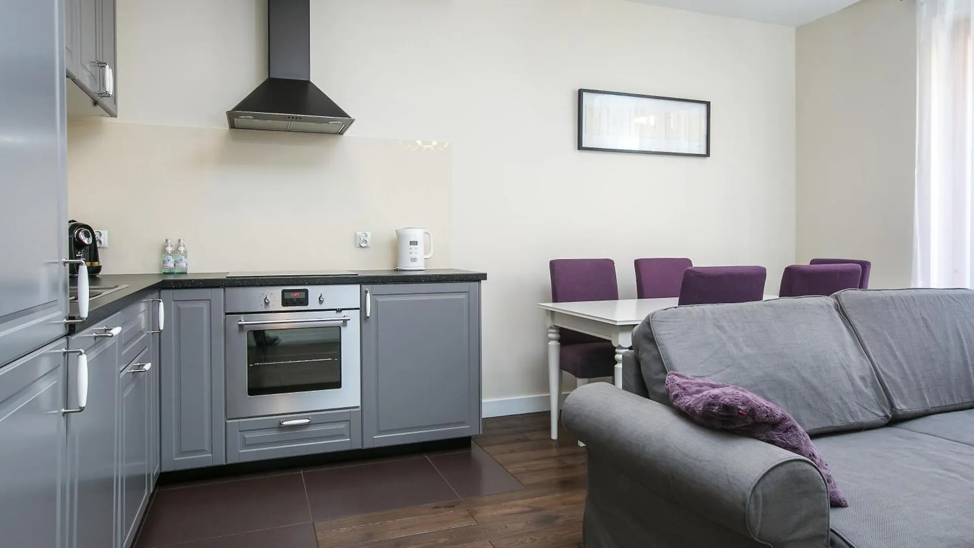 Browar Lubicz Apartment | Balcony | Elevator | Free Garage Cracovia
