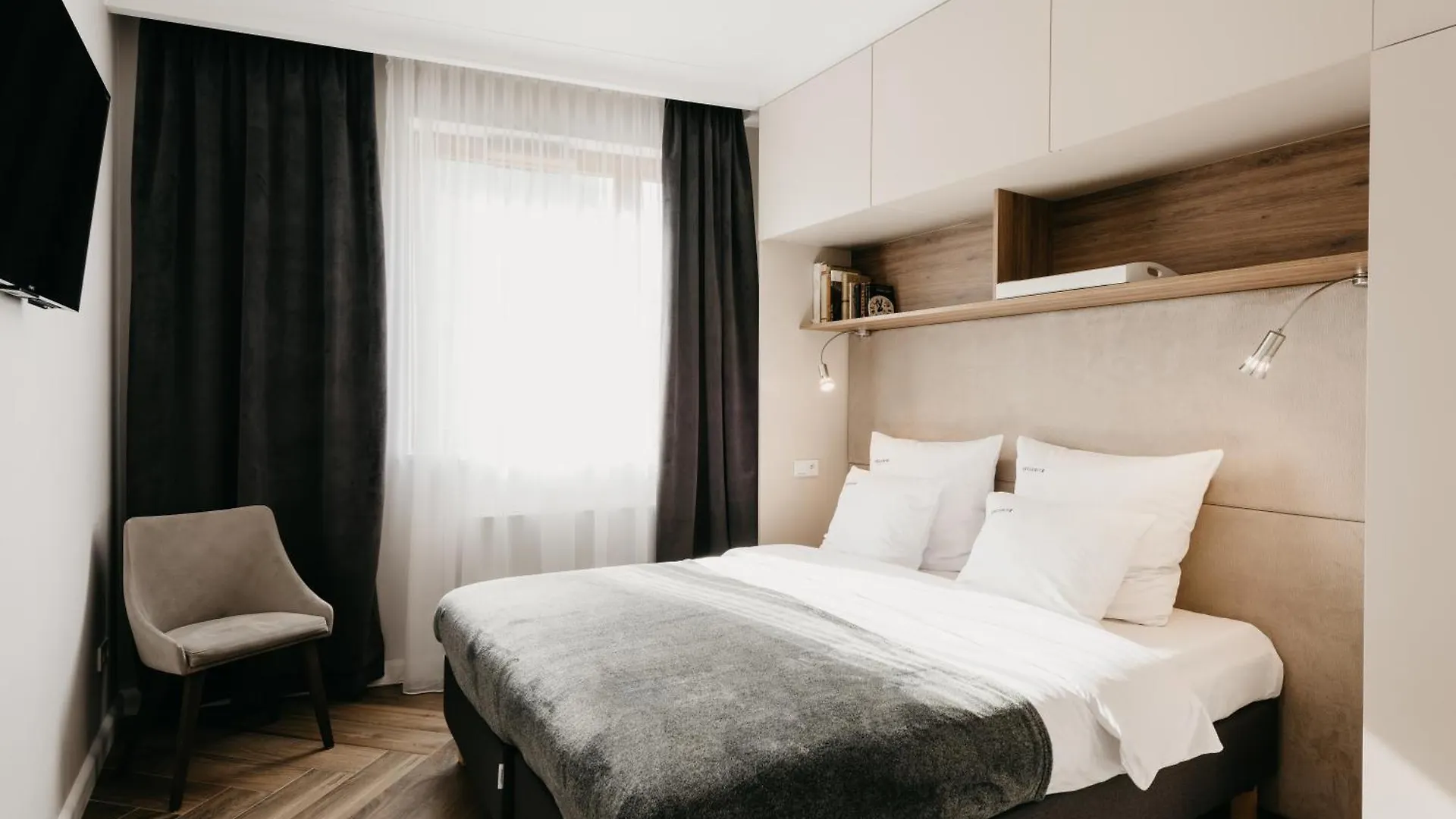Browar Lubicz Apartment | Balcony | Elevator | Free Garage Cracovia