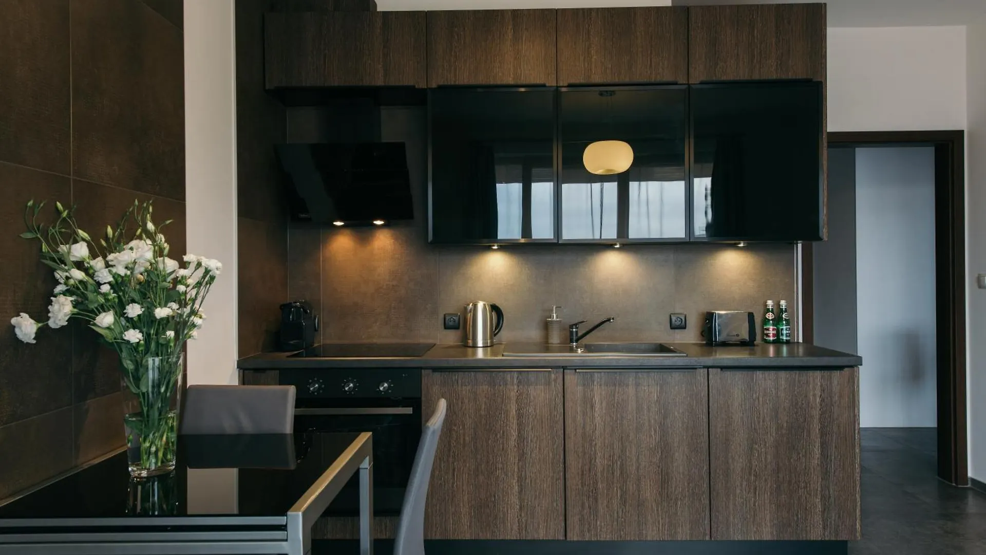 Browar Lubicz Apartment | Balcony | Elevator | Free Garage Cracovia