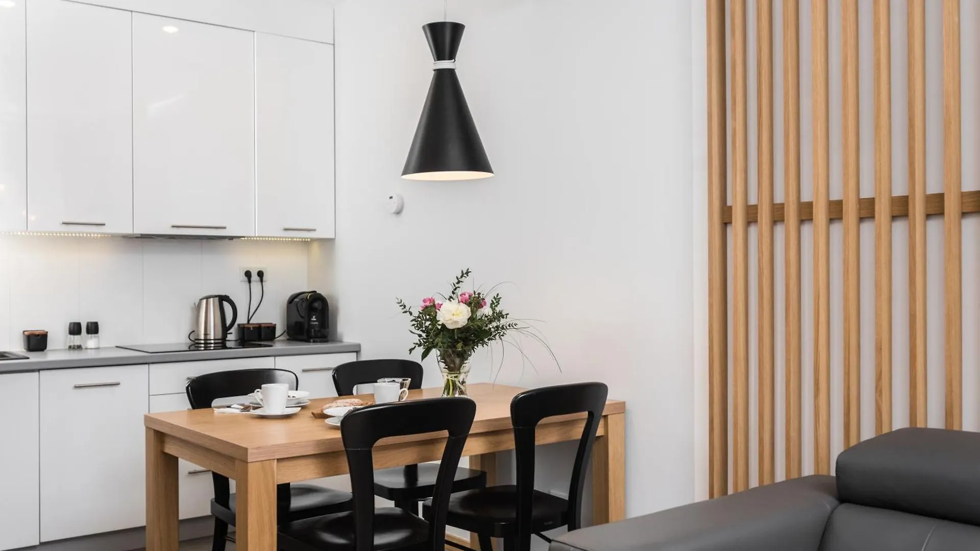 Browar Lubicz Apartment | Balcony | Elevator | Free Garage Cracovia