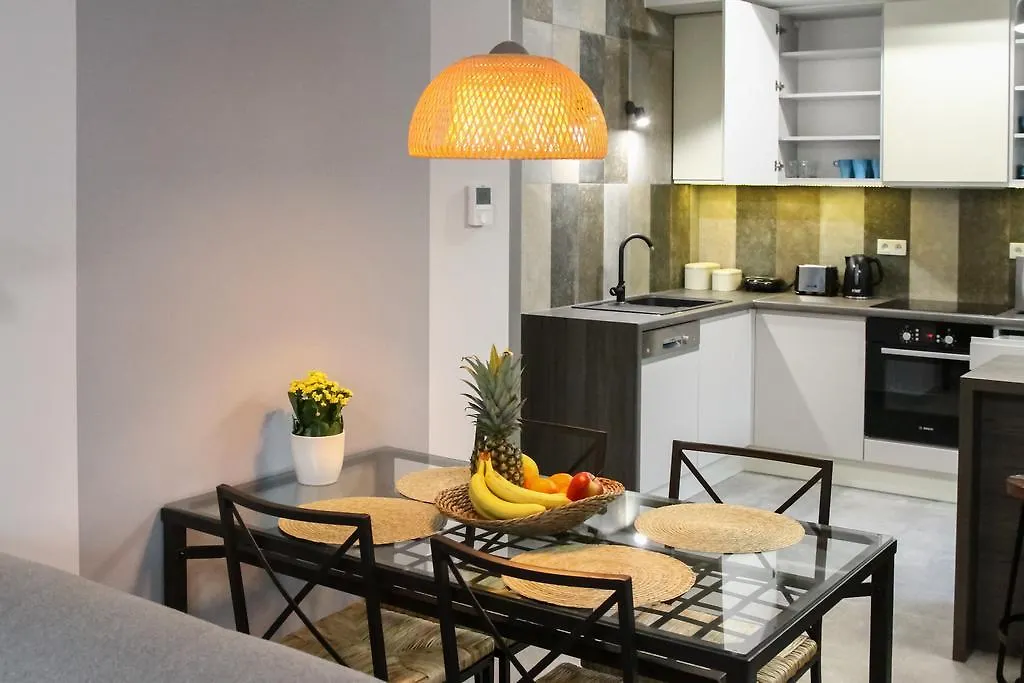 Browar Lubicz Apartment | Balcony | Elevator | Free Garage Cracovia