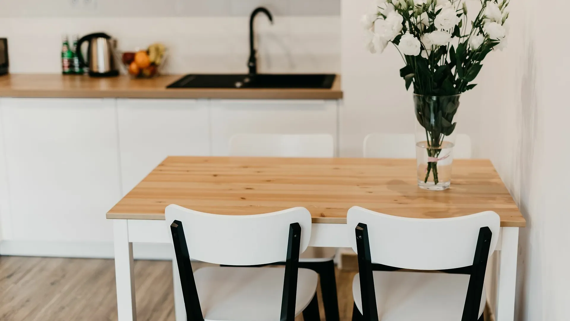 Browar Lubicz Apartment | Balcony | Elevator | Free Garage Cracovia