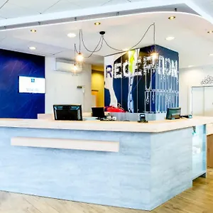 https://ibis-budget-warszawa-centrum-warsaw.warsawhotelspoland.com